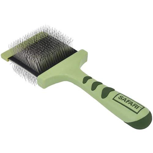 Safari slicker brush