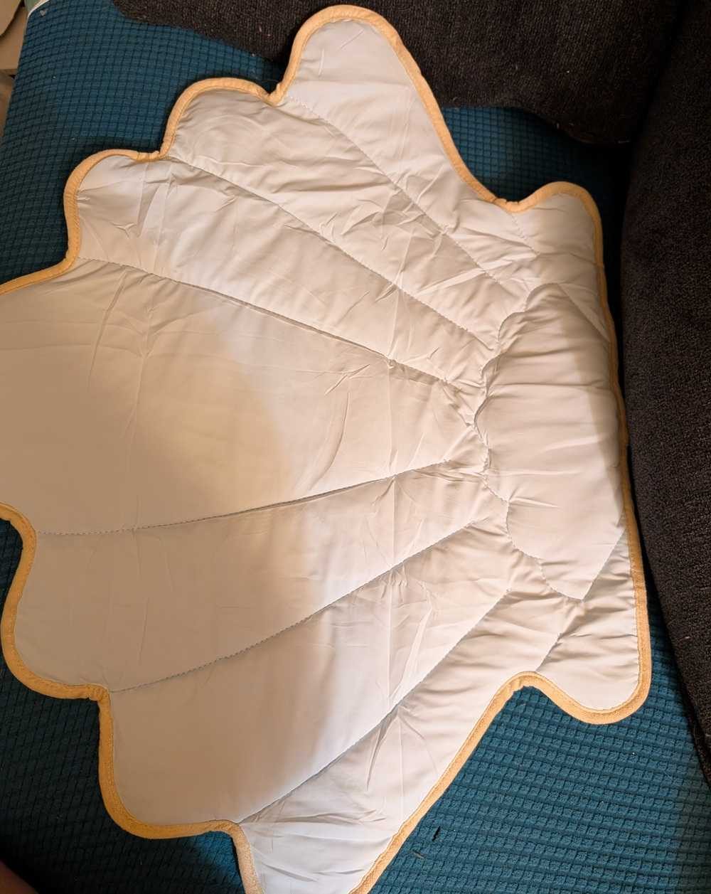Sea Shell Cat Cooling Mat
